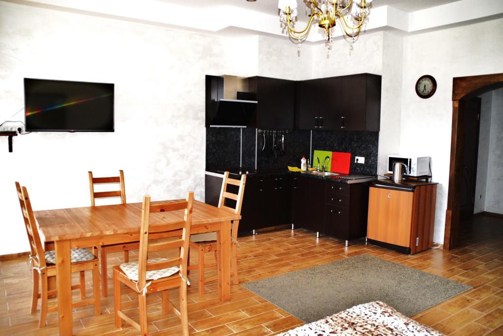 Apartment Vershina Dombaj Pokoj fotografie